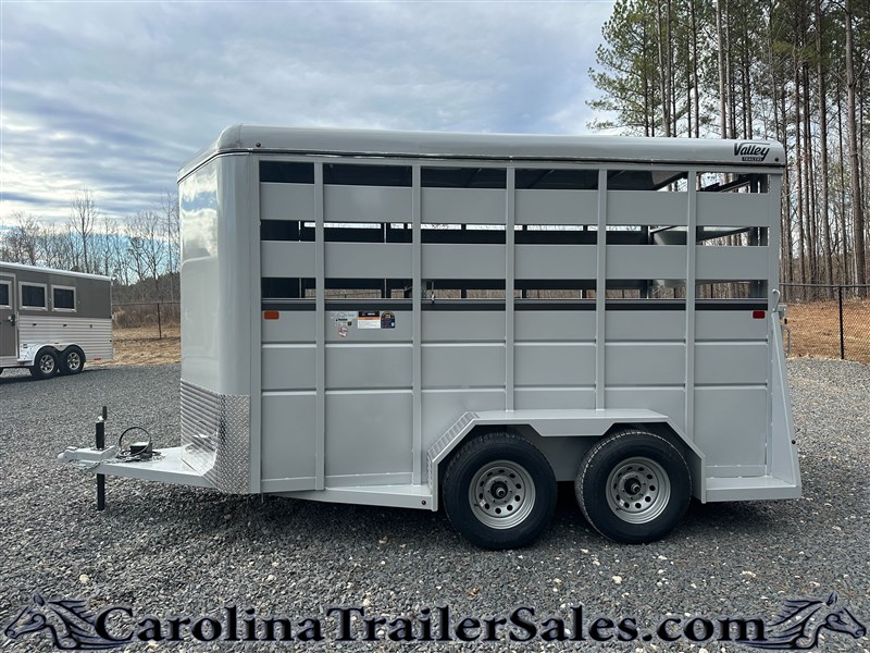 2025 Valley stock bumper pull trailer, 7'6" tall, mats