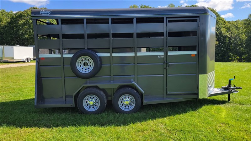 2025 Valley 16' stock trailer xtall & xwide $136 mo.