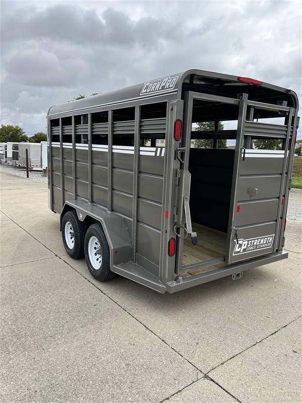 2024 CornPro 6'x16'x6' tall livestock