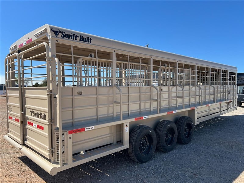 2024 Swift swift built 32' stock trailer