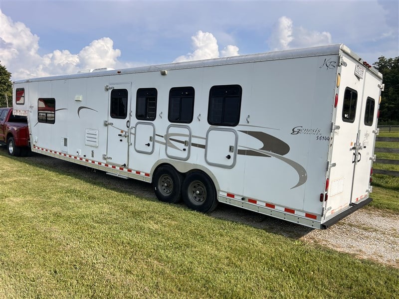 2001 Kiefer Built 14ft lq 4 horse