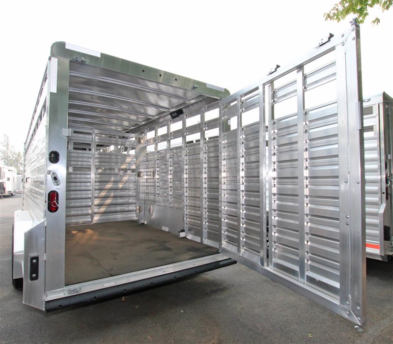 2023 Exiss 24' aluminum stock trailer - summer sale!