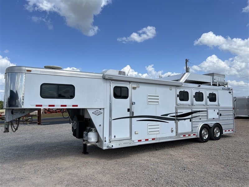 2006 Cimarron cimarron 3 horse 10' lq