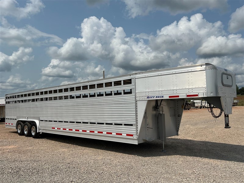 2018 Eby eby 36' stock trailer