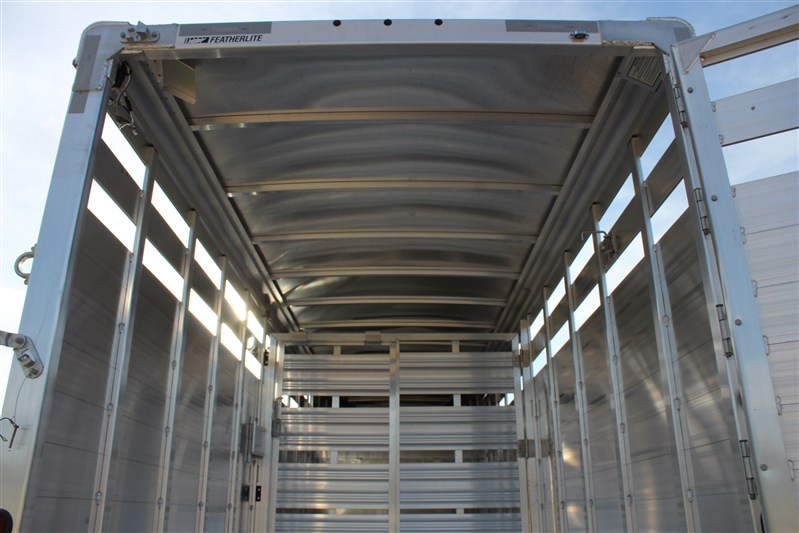Trailer Photo 19
