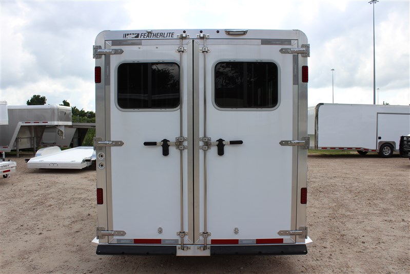 Trailer Photo 11