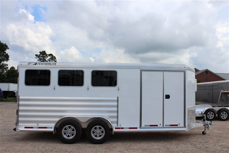 Trailer Photo 16