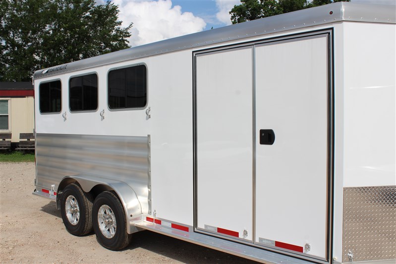 Trailer Photo 2