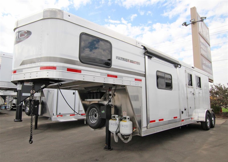 Trailer Photo 2