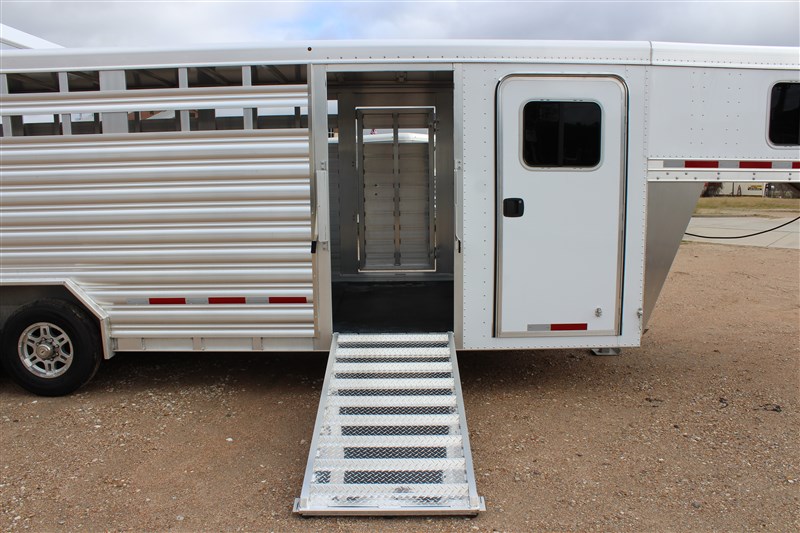 Trailer Photo 25