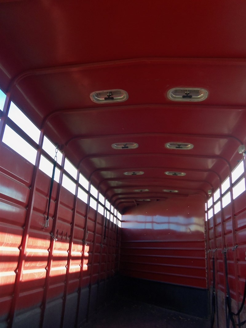 Trailer Photo 7