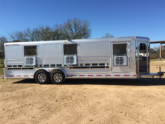 Trailer Photo 12