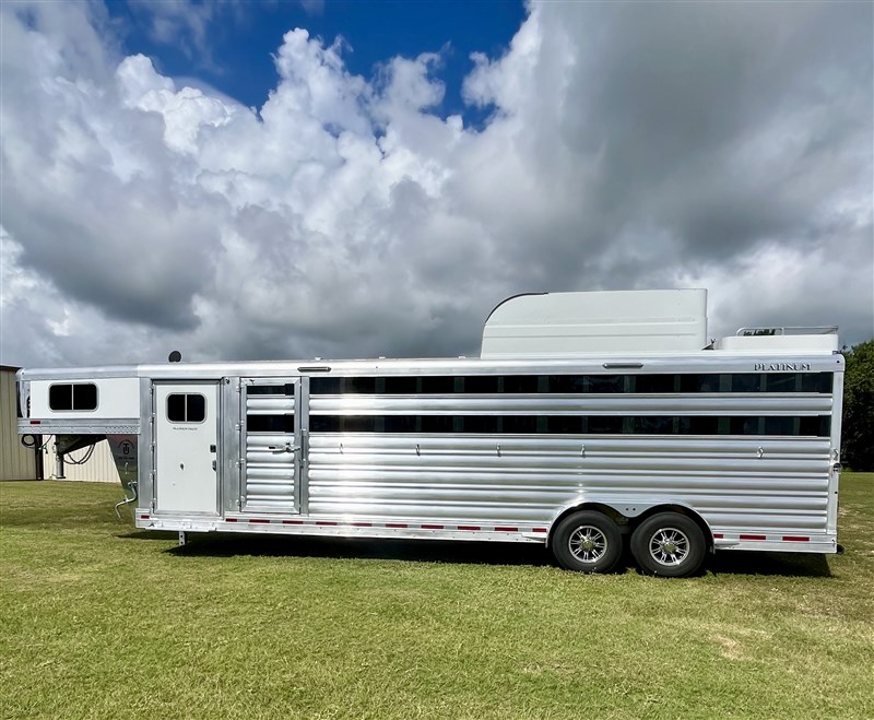 Trailer Photo 3