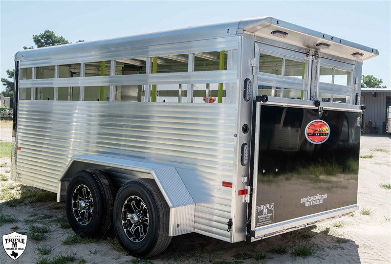 2024 Sundowner stockman xpress w/ pens