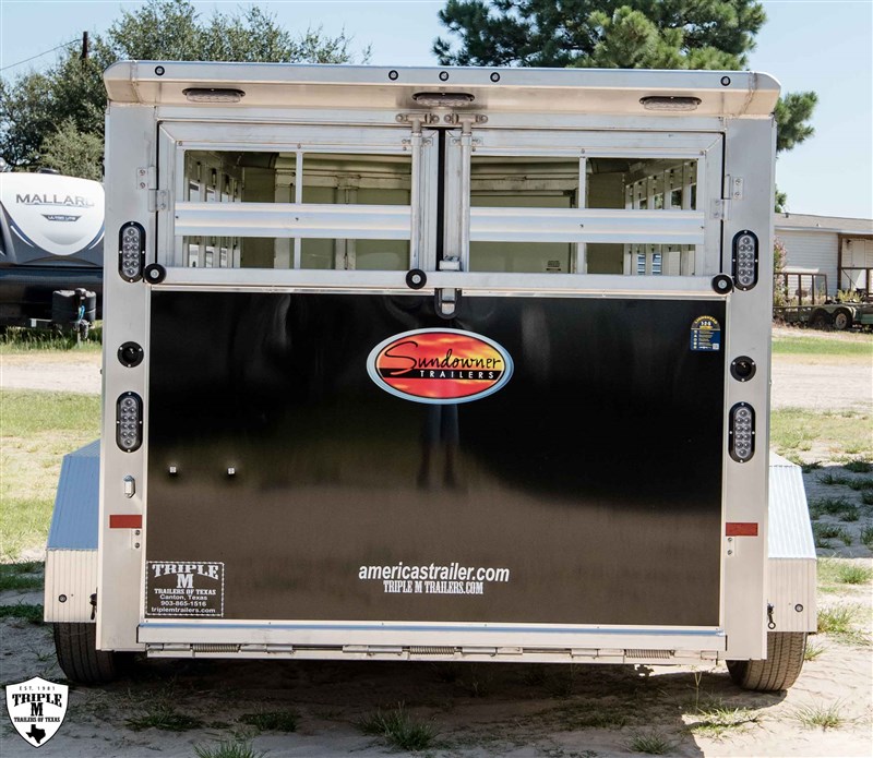 2024 Sundowner stockman xpress w/ pens