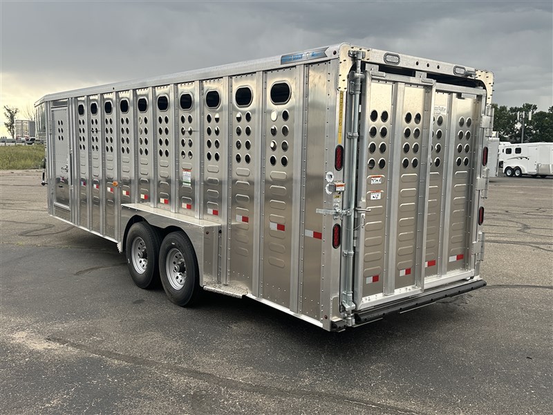Trailer Photo 16