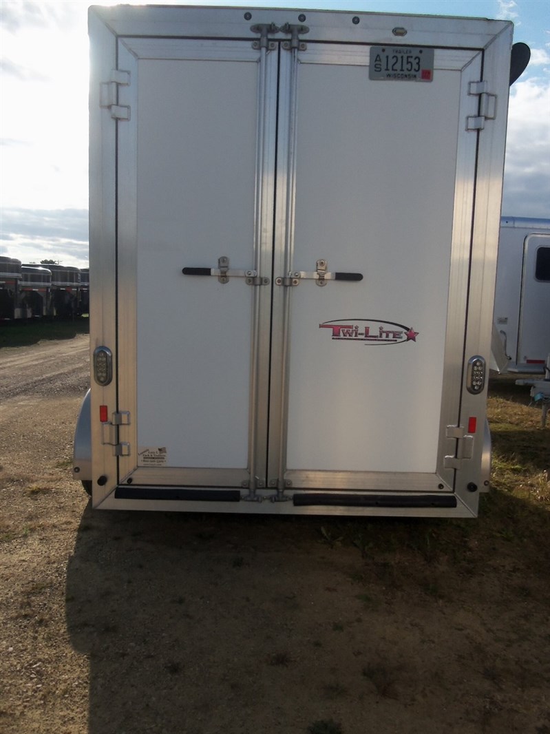 Trailer Photo 3