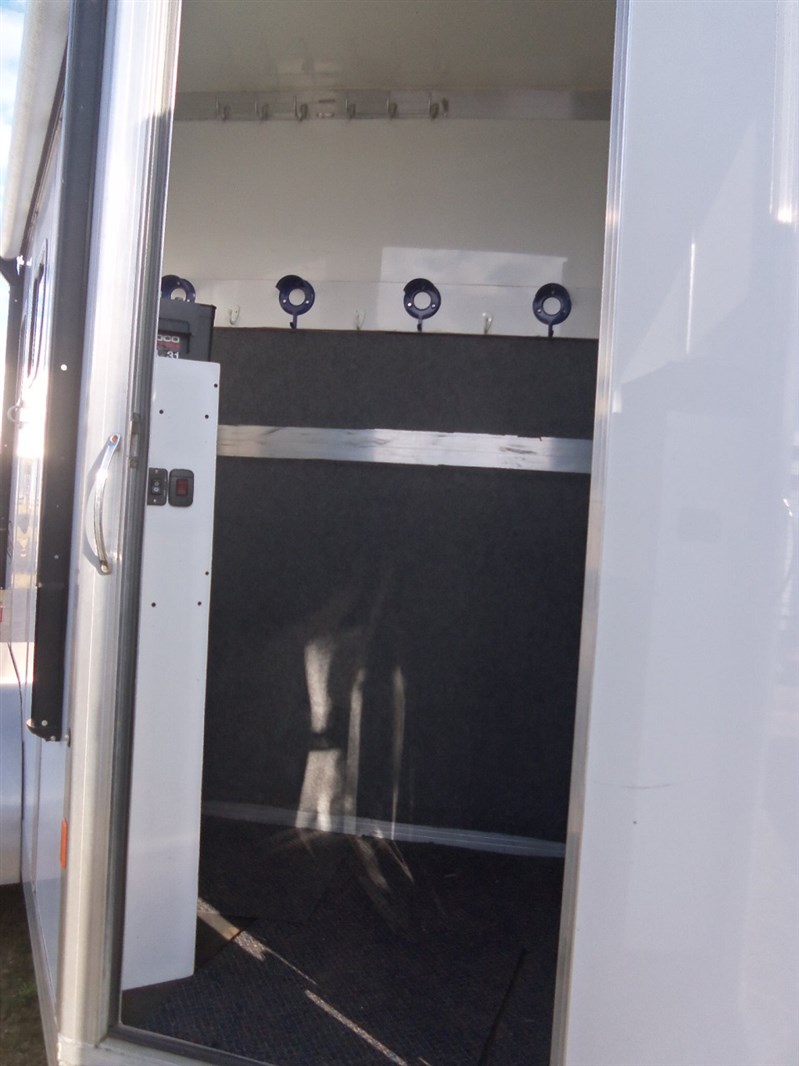 Trailer Photo 7