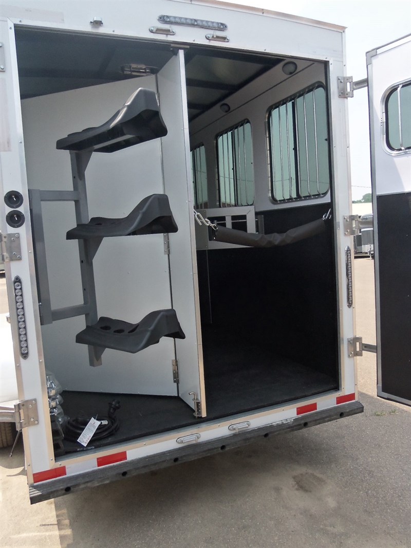 Trailer Photo 13