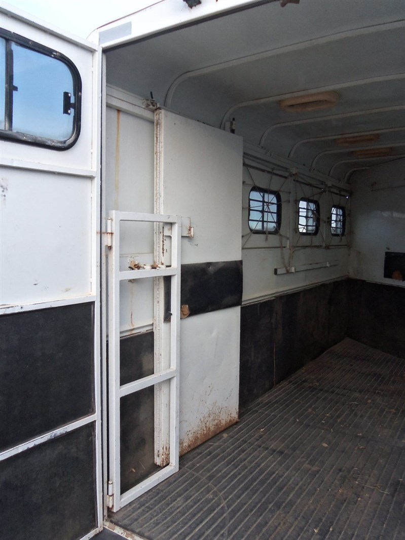 Trailer Photo 6