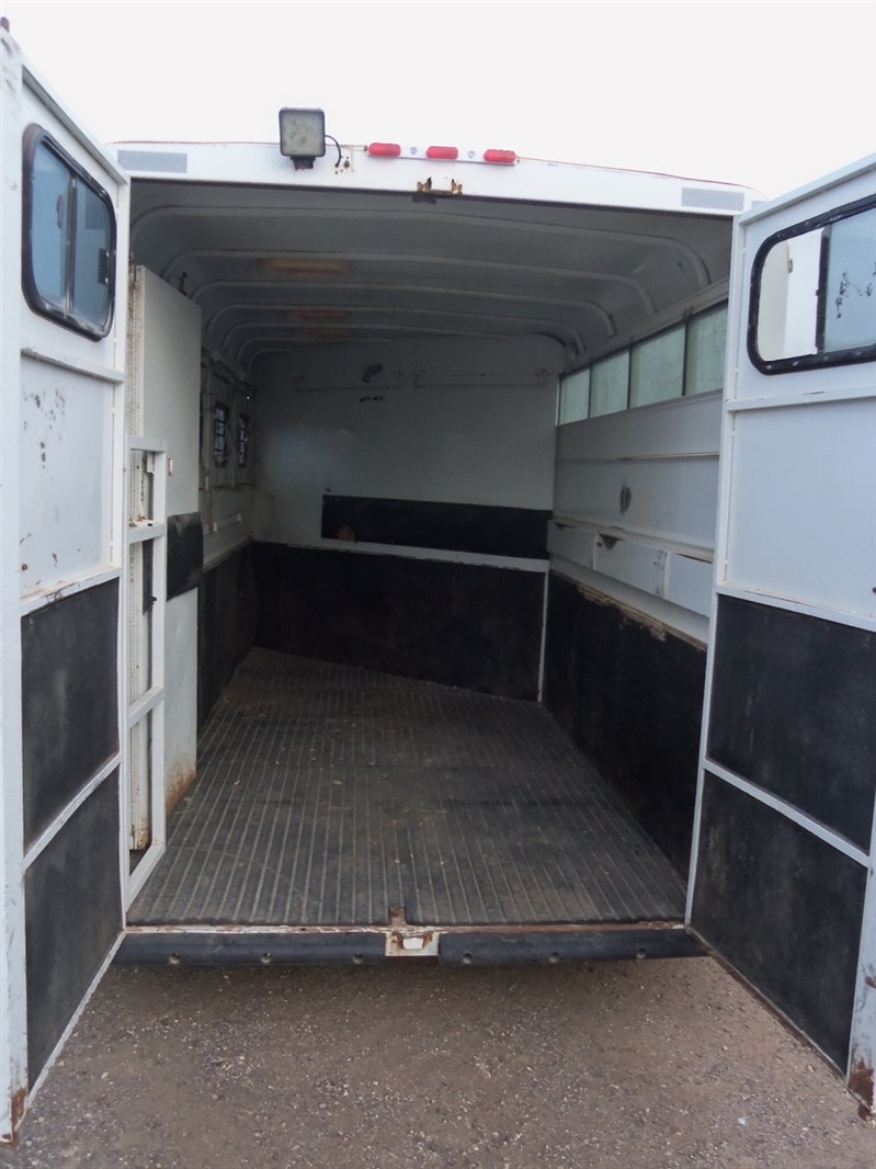 Trailer Photo 7