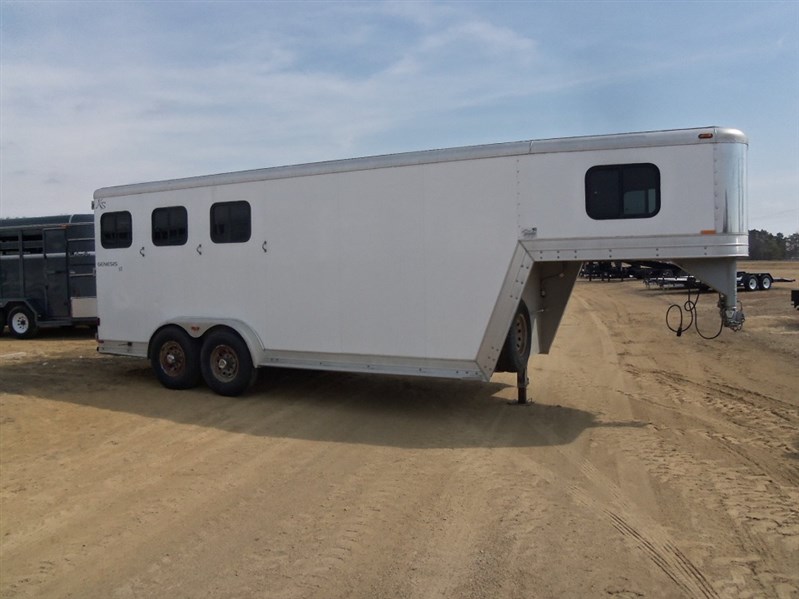 Trailer Photo 2