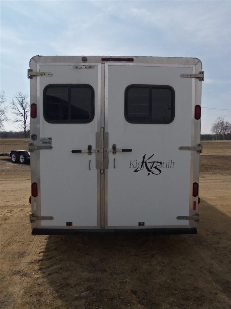Trailer Photo 3