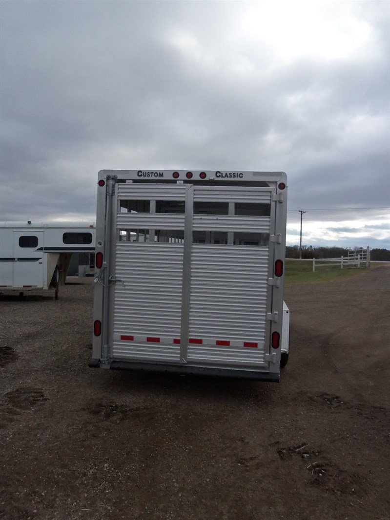 2025 Custom 7 x 6'10" tall x 24 stock gn