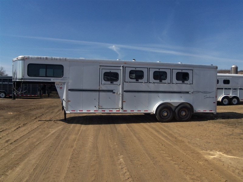 Trailer Photo 2