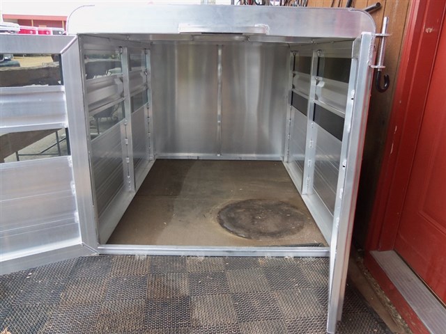 2023 Custom livestock box