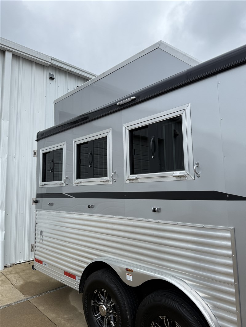 Trailer Photo 6
