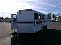 2003 3 horse Sundowner 3 Horse 727 BP 