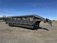2026 Stock horse Swift Built 32' Stock TANDEM 10K SUPER SINGLE AXLES 