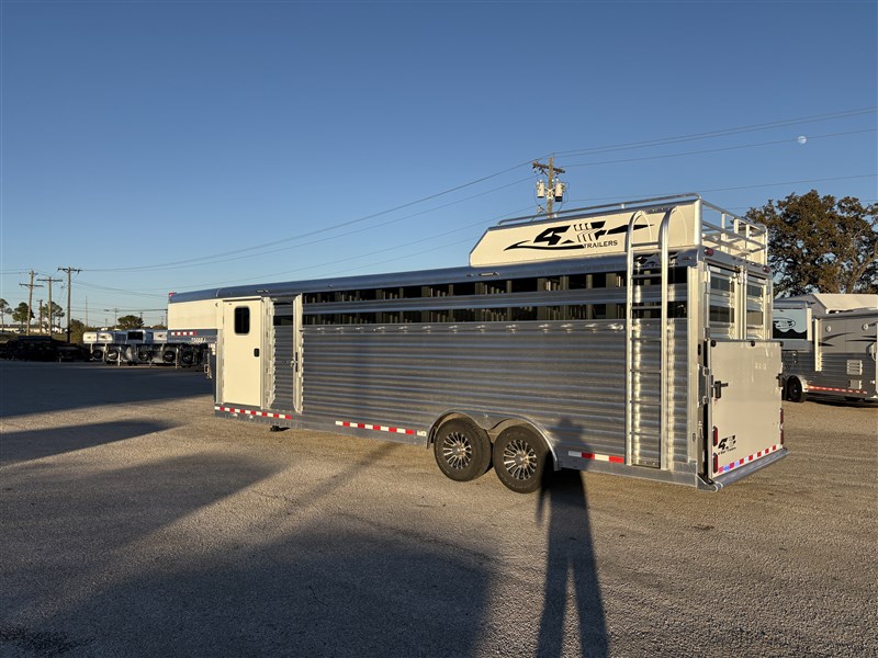 Trailer Photo 19