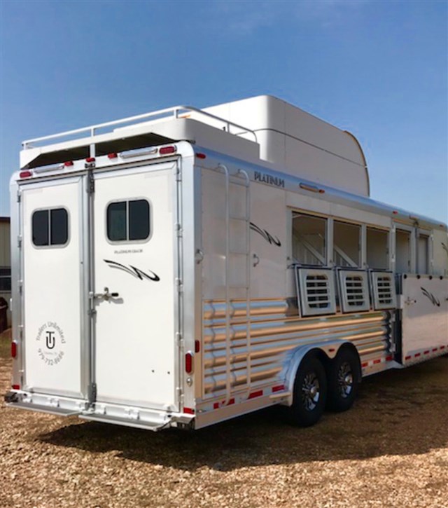 Trailer Photo 13