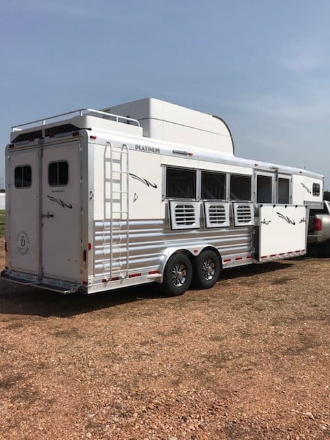 Trailer Photo 15