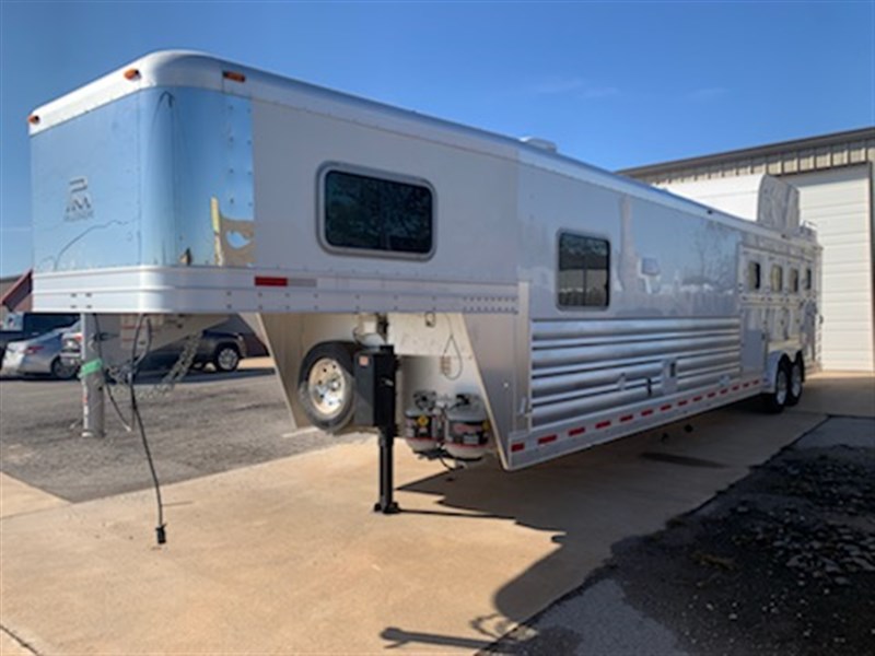 Trailer Photo 3
