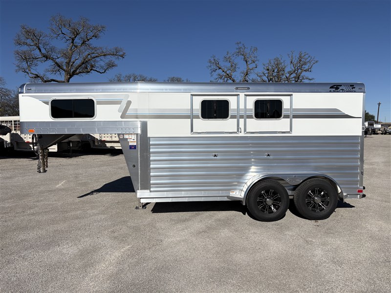 Trailer Photo 15