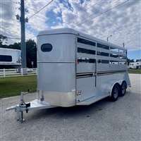 2026 3 horse Bee 3 Horse BP Stock Combo with Escape Door 