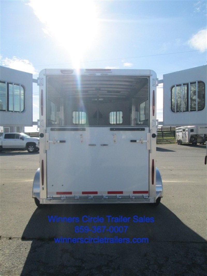 Trailer Photo 3