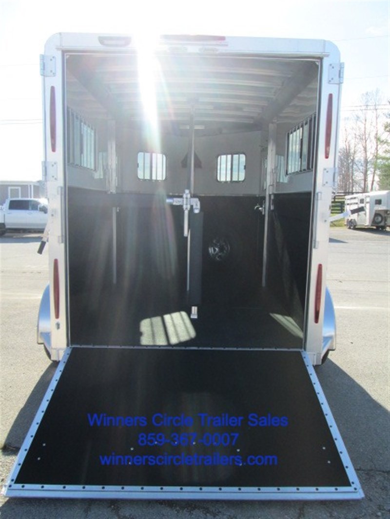 Trailer Photo 7