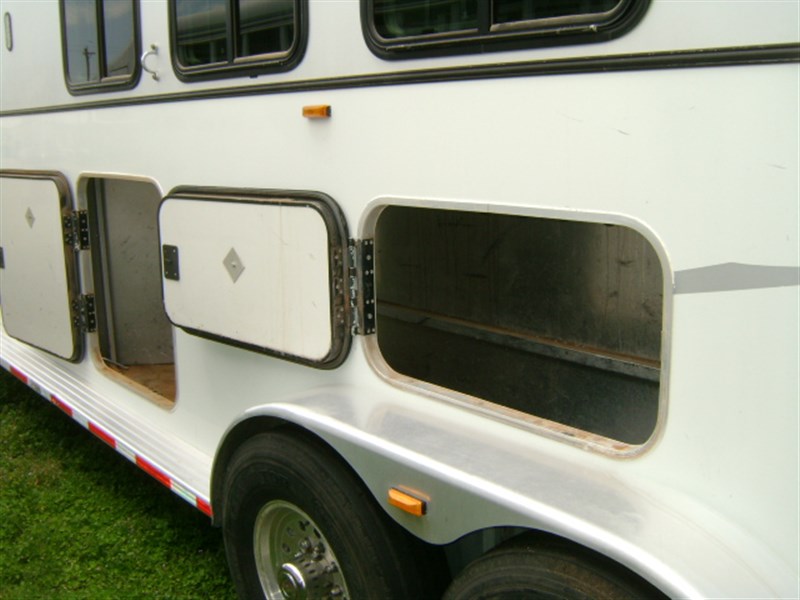 Trailer Photo 4