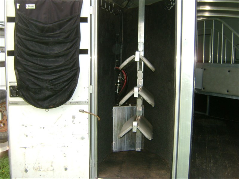 Trailer Photo 8