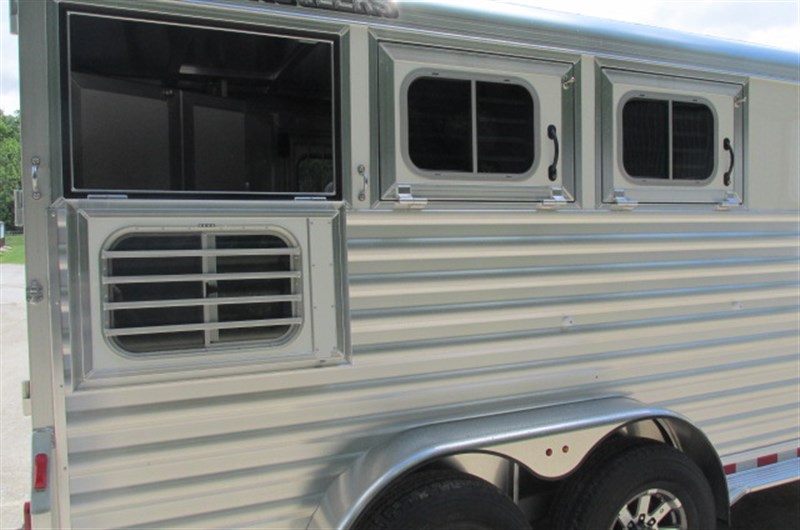 Trailer Photo 8