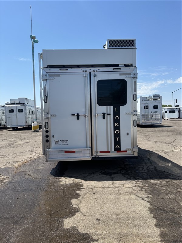 Trailer Photo 25