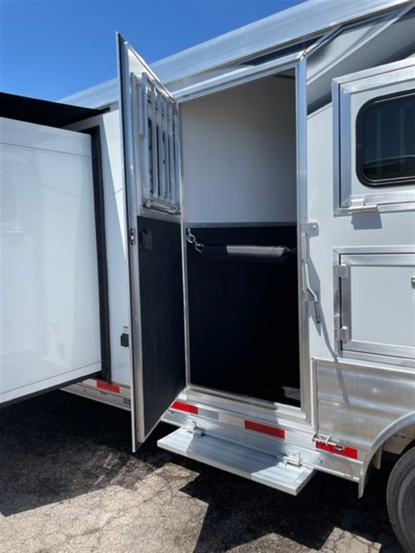 Trailer Image
