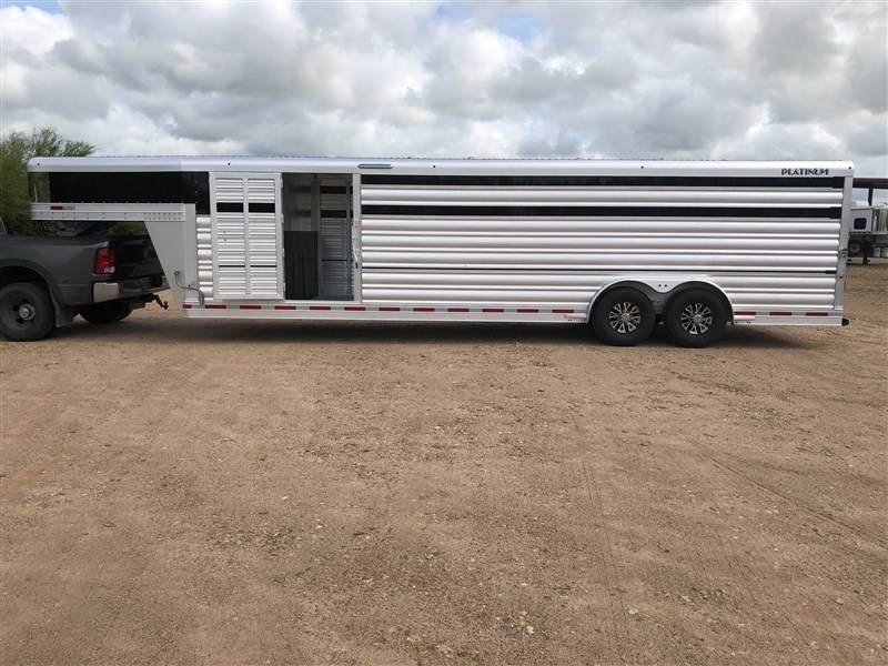Trailer Photo 25