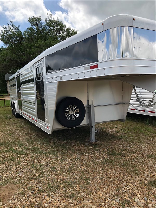 Trailer Photo 6