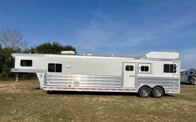 Trailer Photo 3