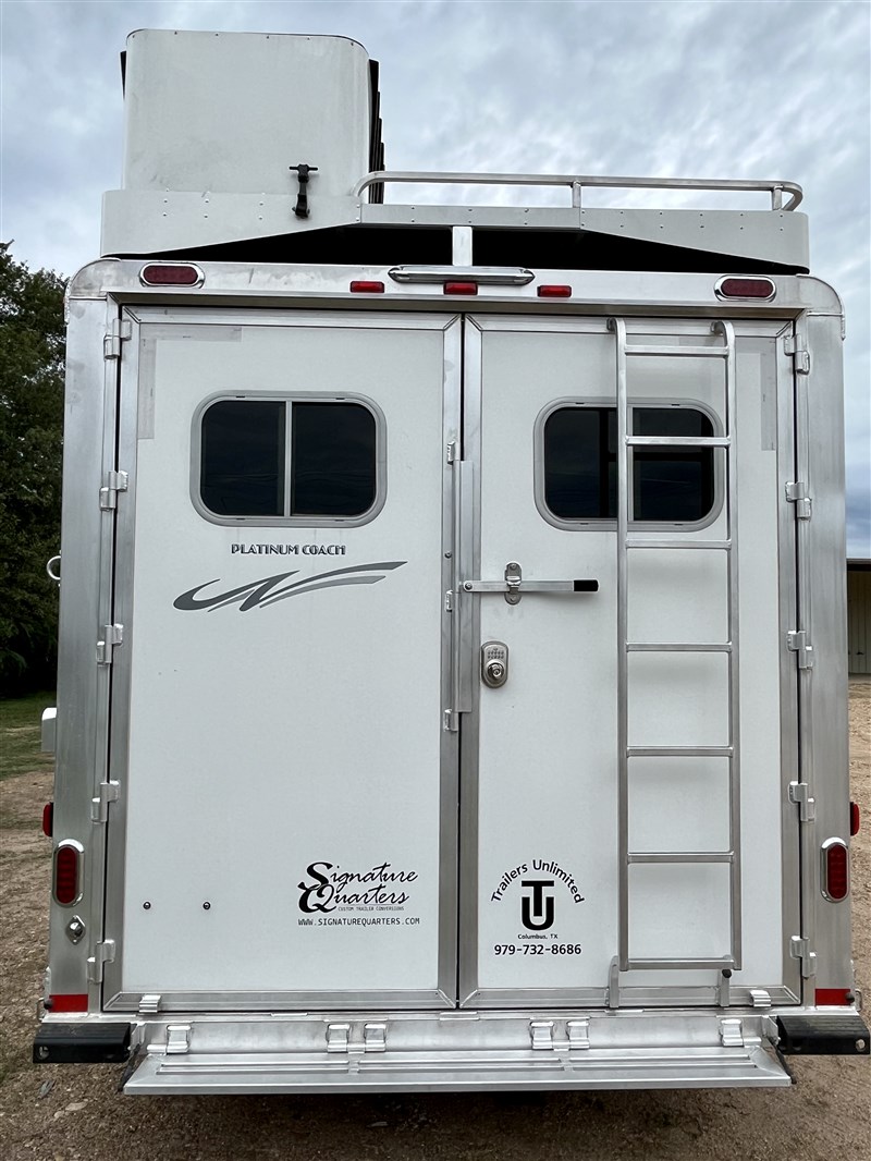 Trailer Photo 3